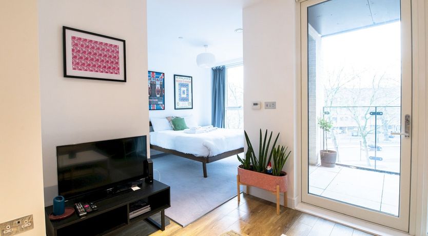 Photo of Day's A-Dawning