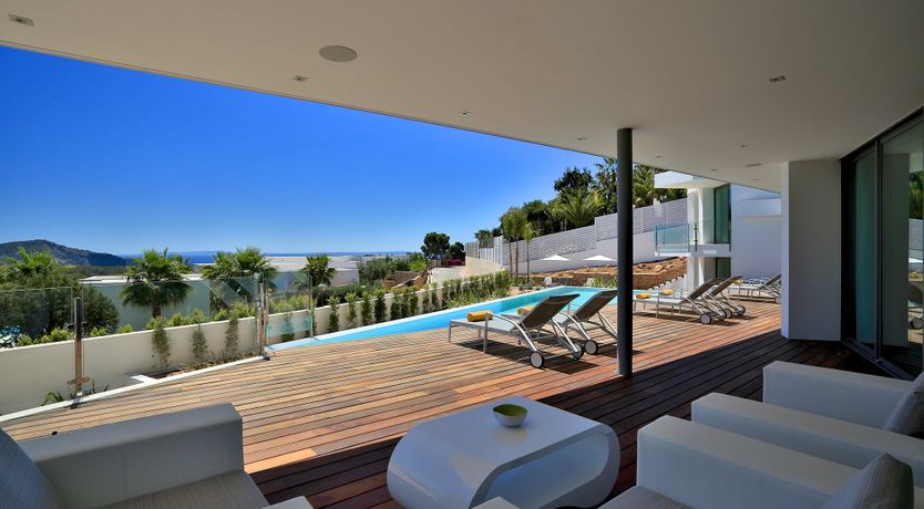 Photo of Hazy Island View