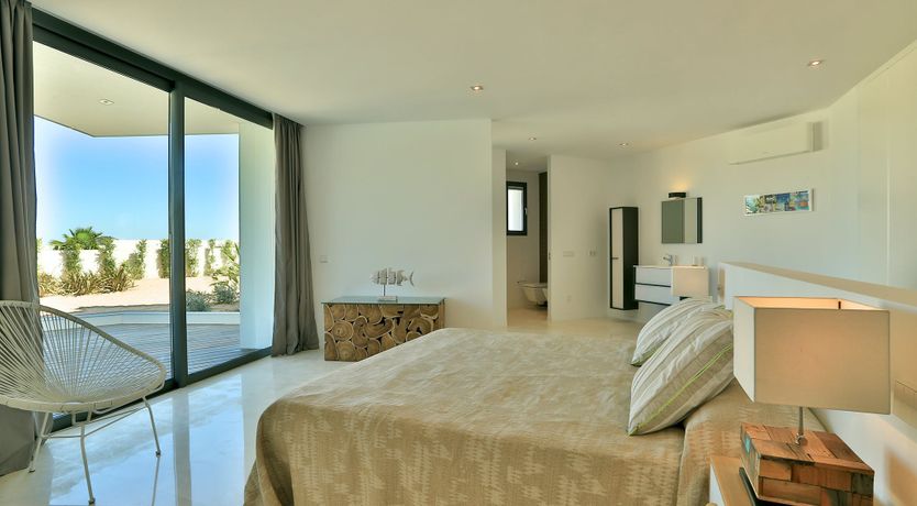 Photo of Hazy Island View