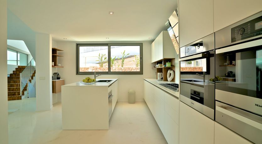 Photo of Hazy Island View