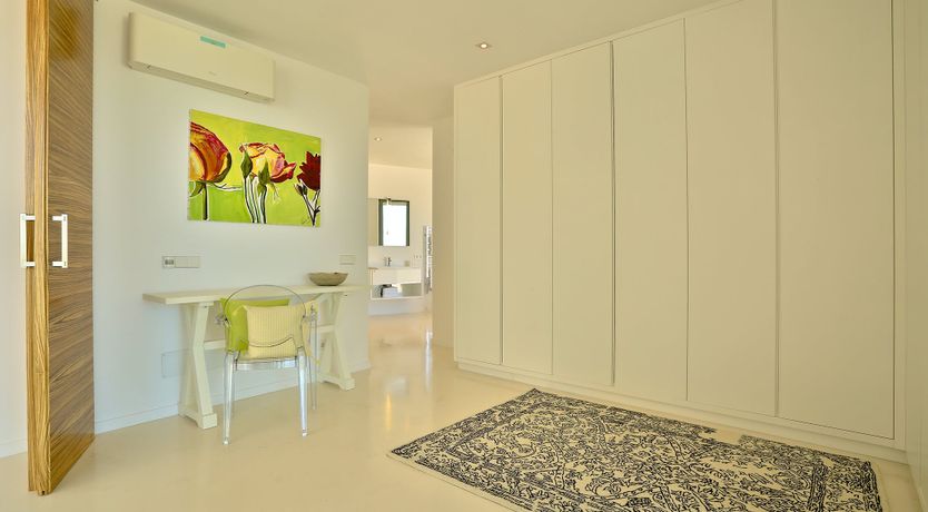 Photo of Hazy Island View