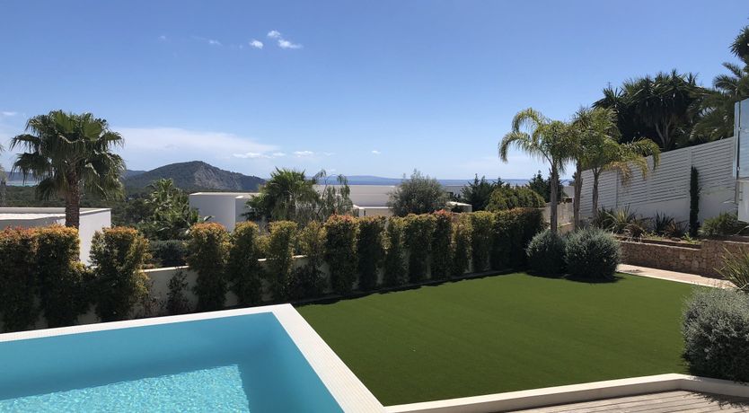 Photo of Hazy Island View