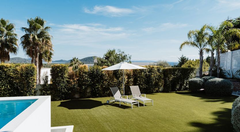 Photo of Hazy Island View