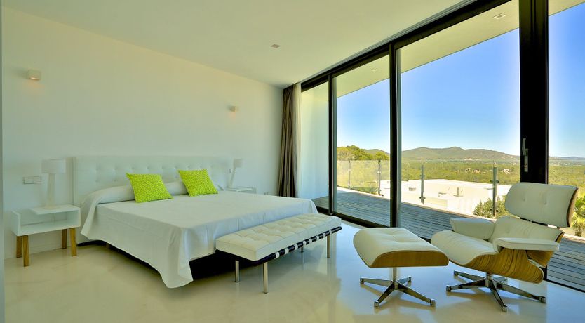 Photo of Hazy Island View