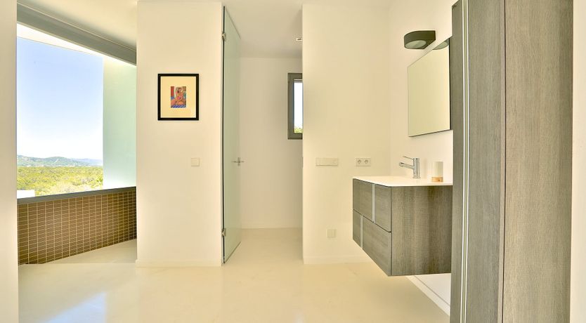 Photo of Hazy Island View