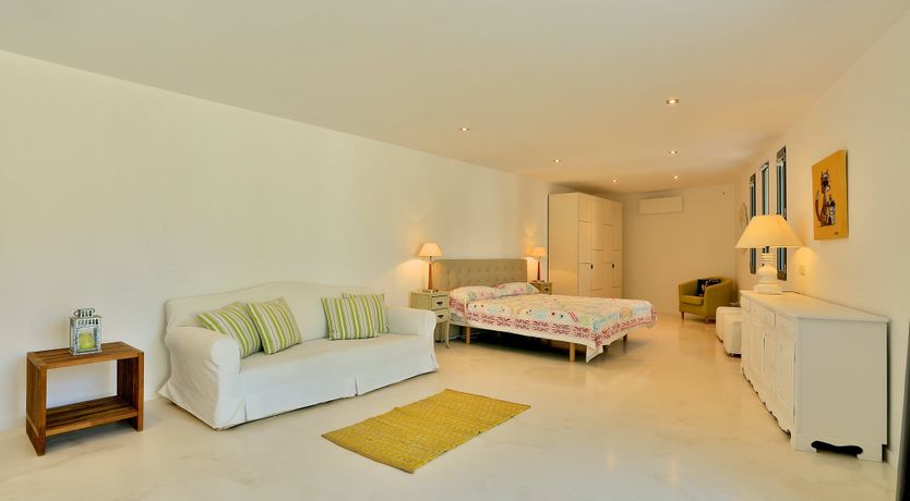 Photo of Hazy Island View