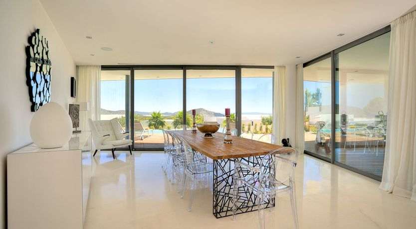 Photo of Hazy Island View