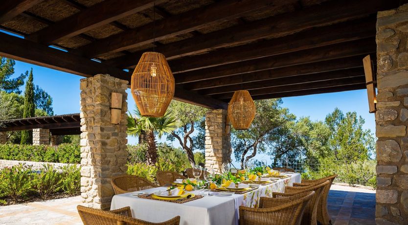 Photo of Spanish Breeze