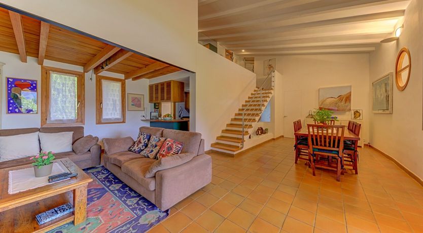 Photo of A Study in Reflections