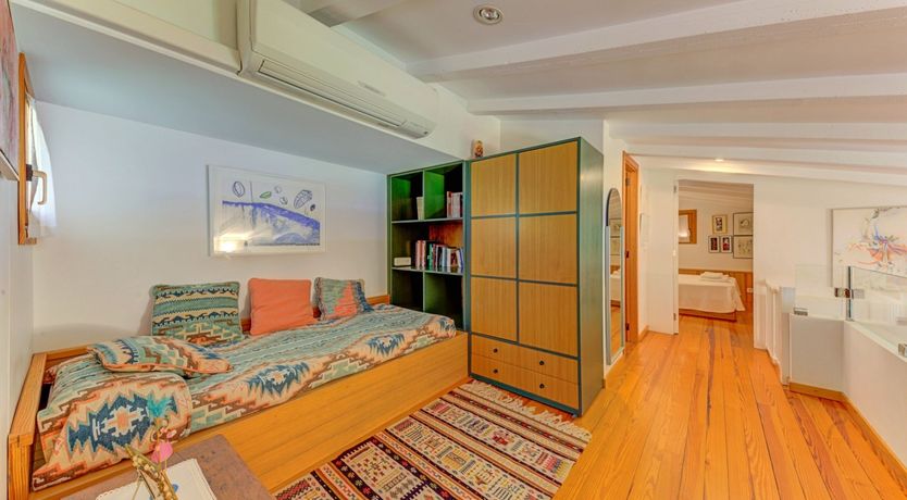 Photo of A Study in Reflections