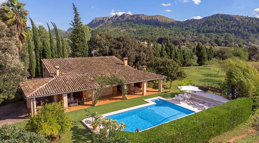 Photo of A Study in Reflections