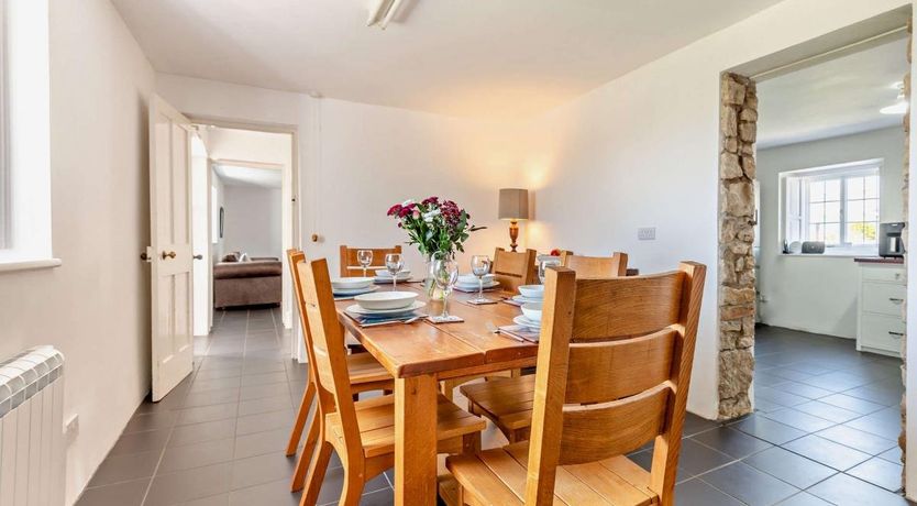 Photo of 4 Bed in Worth Matravers