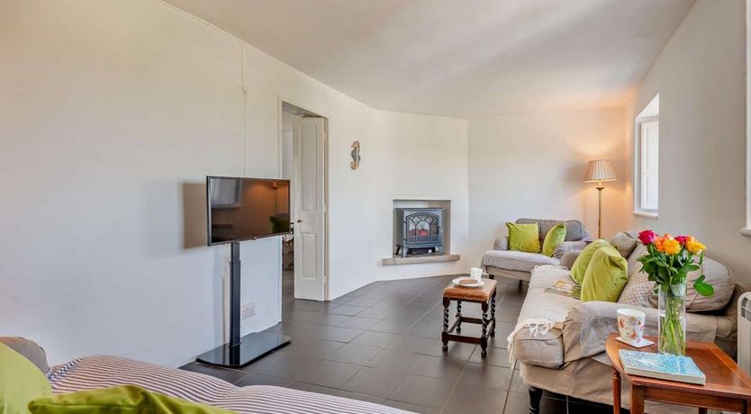 Photo of 4 Bed in Worth Matravers