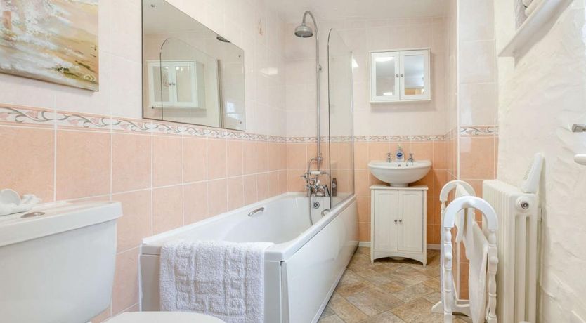 Photo of 2 Bed in Combe Martin