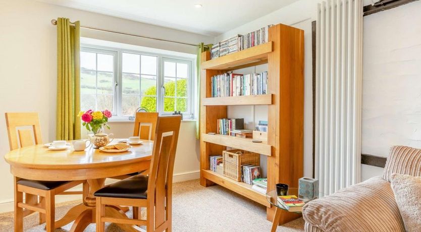 Photo of 2 Bed in Combe Martin