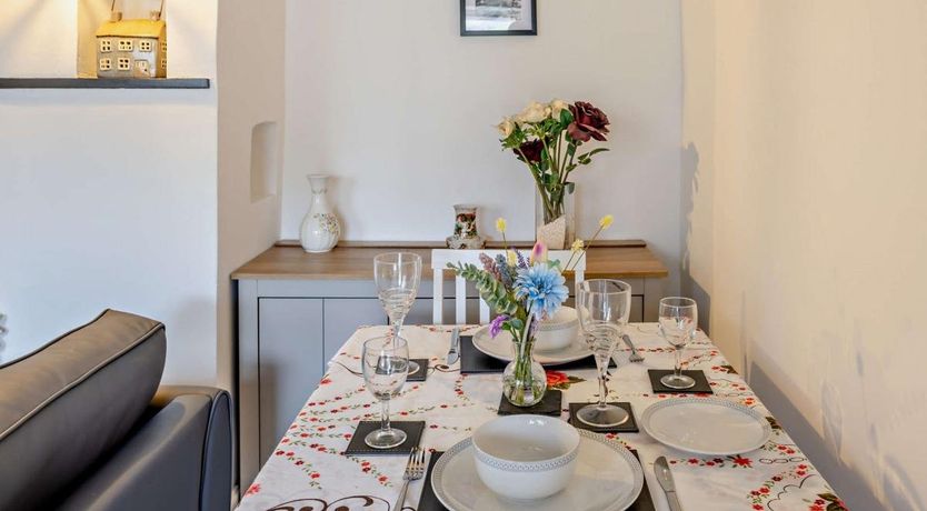 Photo of 1 Bed in Llangollen