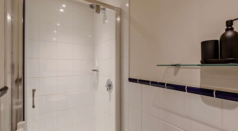 Photo of 1 Bed in Steel