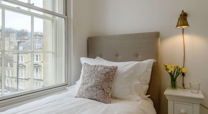 Photo of 2 Bed in Bath