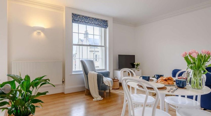 Photo of 2 Bed in Bath