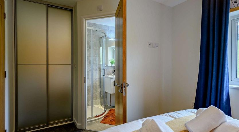 Photo of 2 Bed in West Lulworth