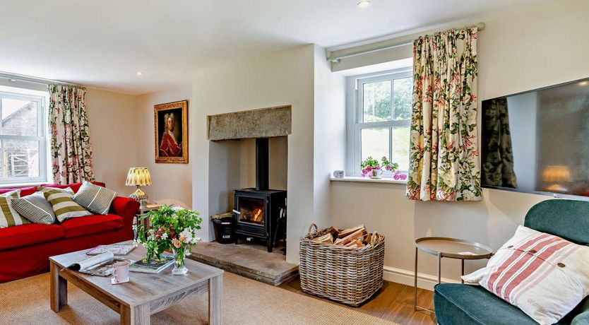 Photo of 3 Bed in Abergavenny