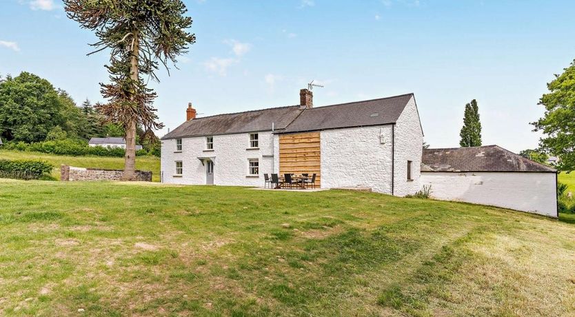 Photo of 3 Bed in Llanover