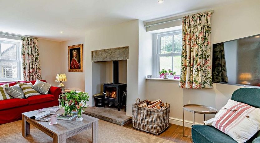 Photo of 3 Bed in Llanover