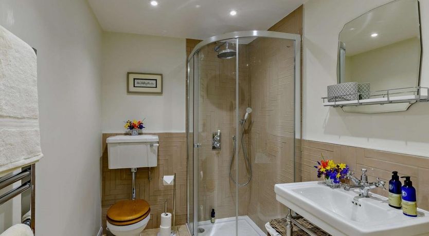 Photo of 1 Bed in Denholm