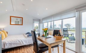 Photo of in Dalry (91418)