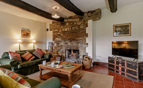 Photo of 2 Bed in Abergavenny