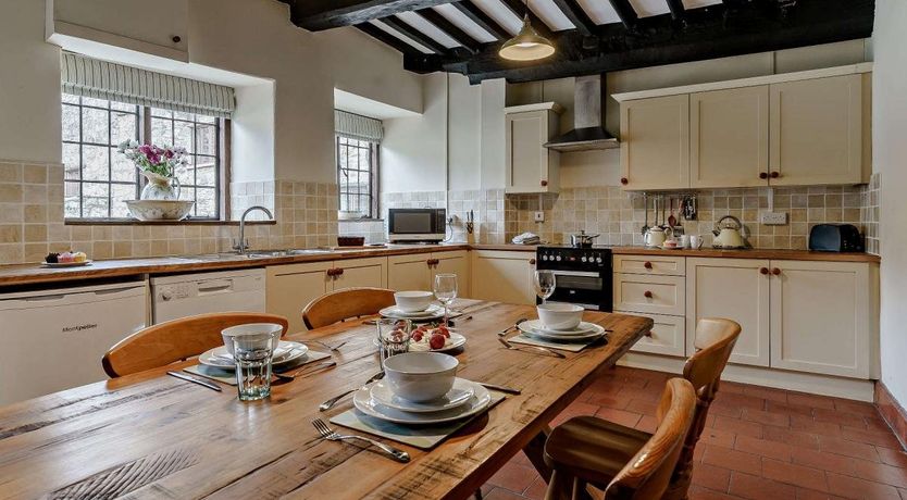 Photo of 2 Bed in Llanover