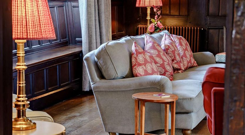 Photo of 4 Bed in Abergavenny