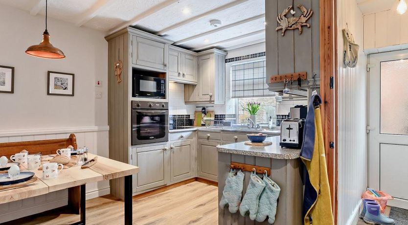 Photo of 2 Bed in Briston