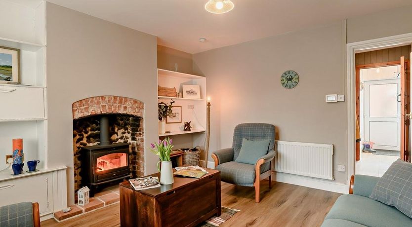 Photo of 2 Bed in Briston