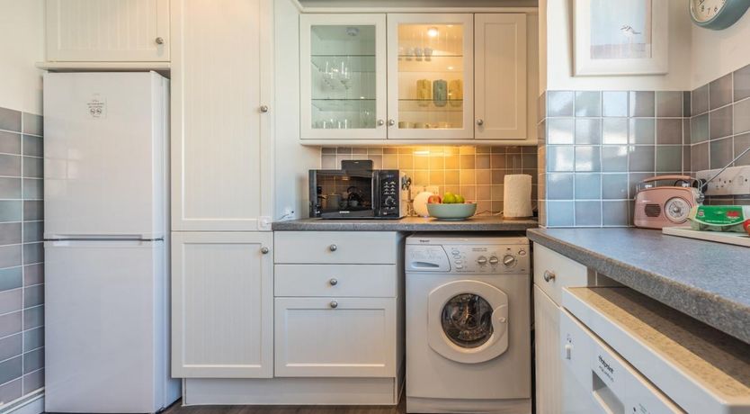 Photo of 2 Bed in Tenby