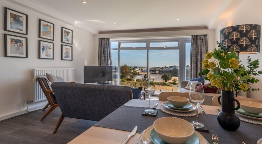 Photo of 2 Bed in Tenby