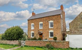 Photo of House in Gloucestershire