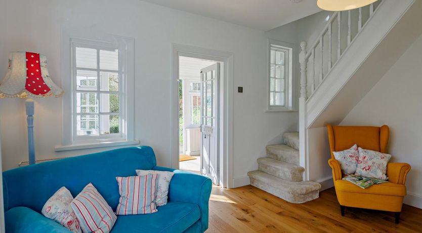 Photo of 6 Bed in Llanddulas