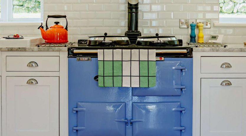 Photo of 6 Bed in Llanddulas