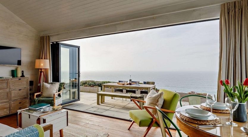 Photo of 2 Bed in Whitsand Bay