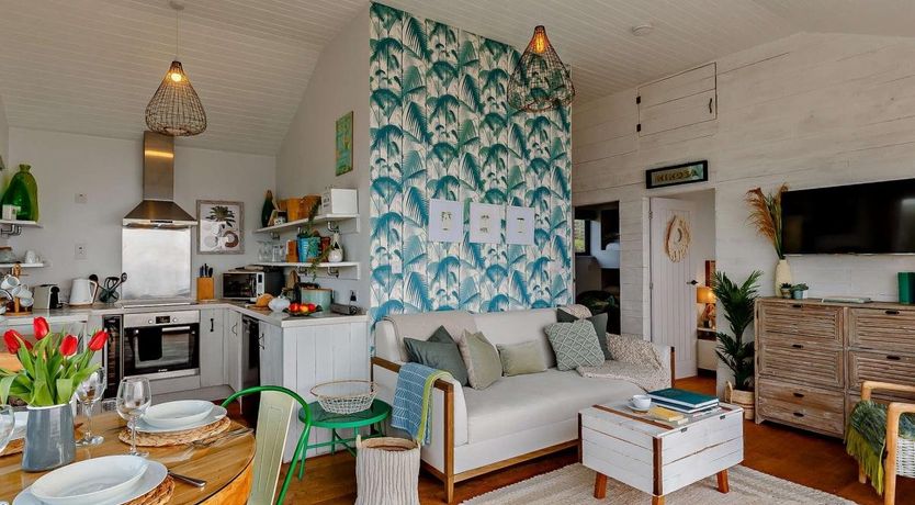 Photo of 2 Bed in Whitsand Bay