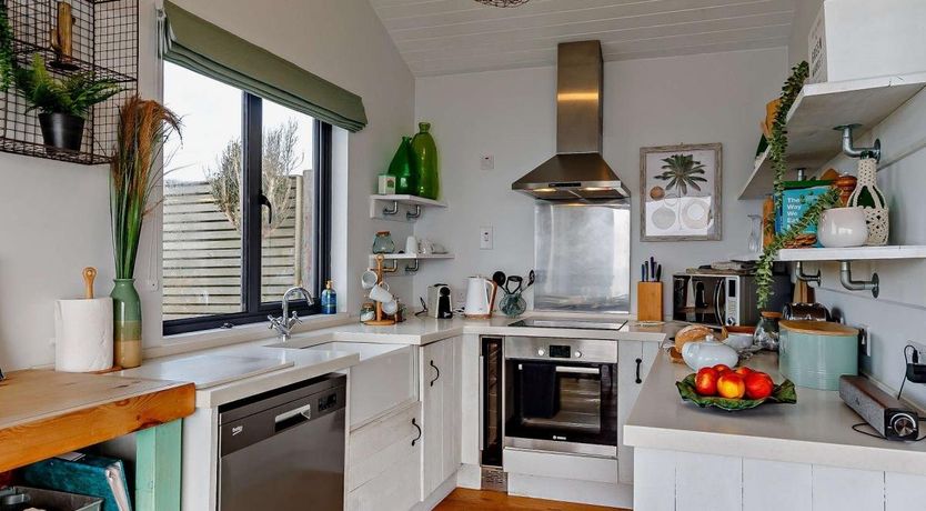 Photo of 2 Bed in Whitsand Bay