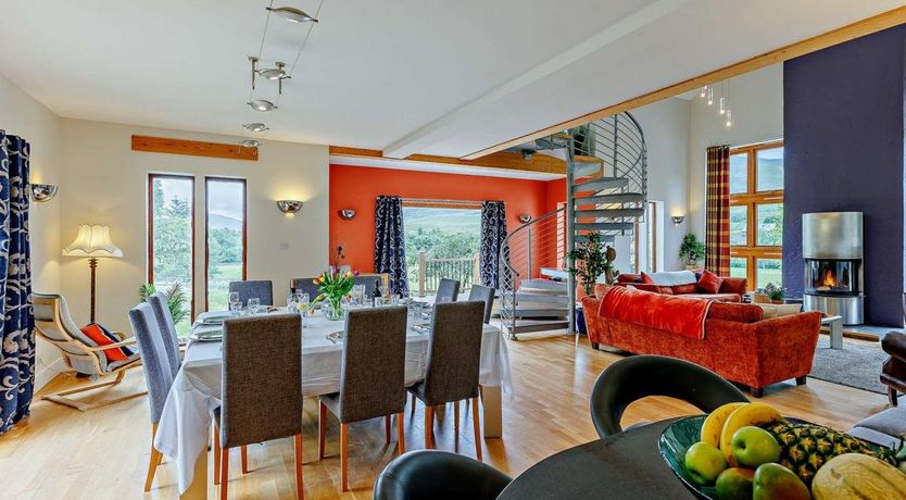 Photo of 5 Bed in Glenshee