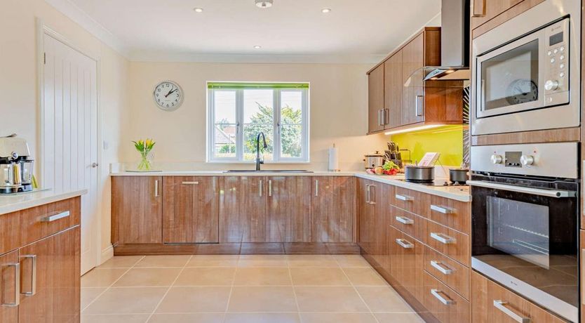 Photo of 3 Bed in Wool