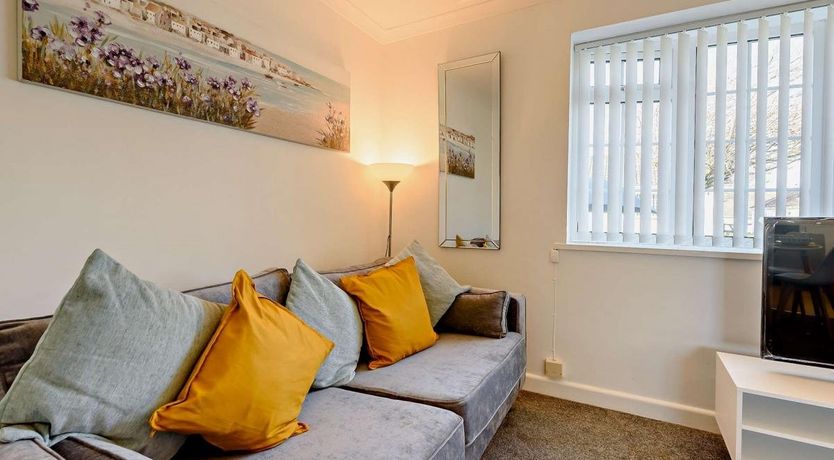 Photo of 2 Bed in Scurlage