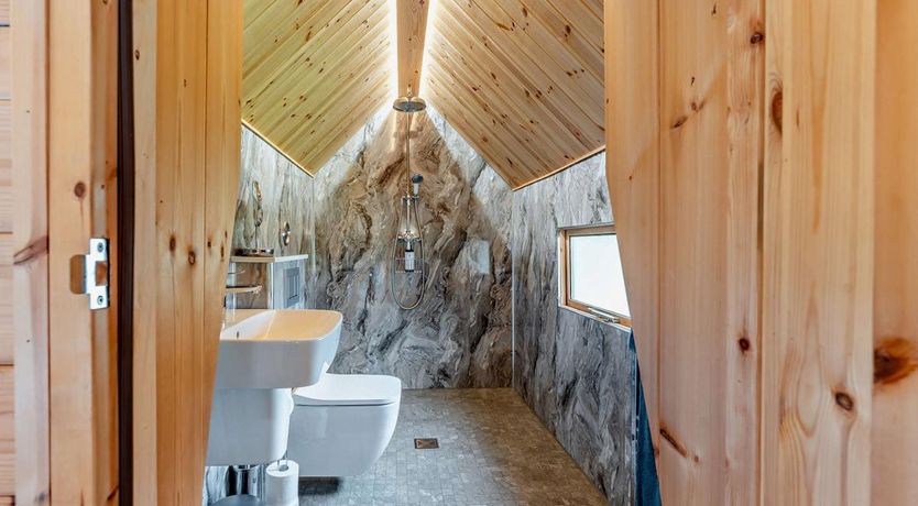 Photo of 1 Bed in Carnwath