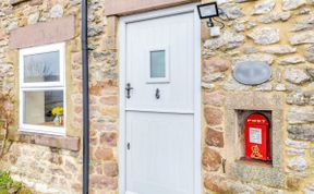 Photo of in Wirksworth 1 mile (91398)