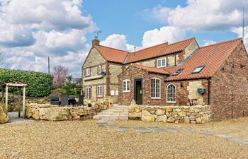 5 Bed in Sherburn in Elmet Holiday Cottage