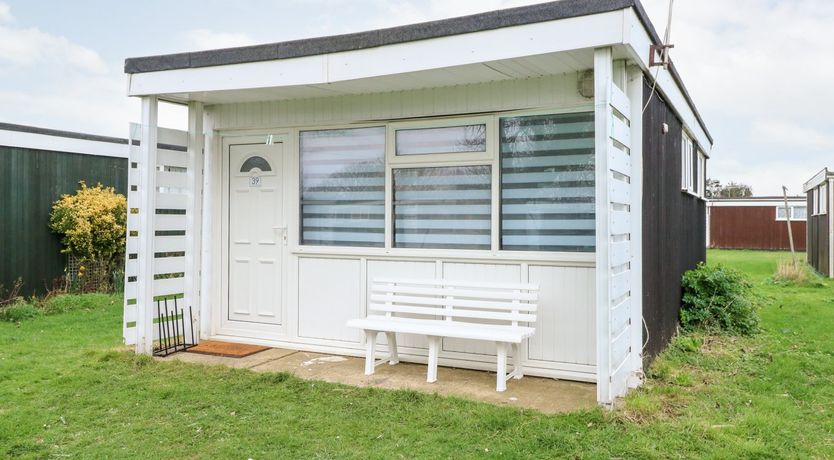 Photo of 39 Hawaii Beach Bungalows