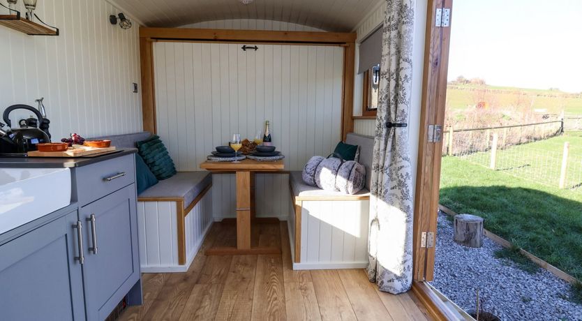 Photo of Cariad Bach